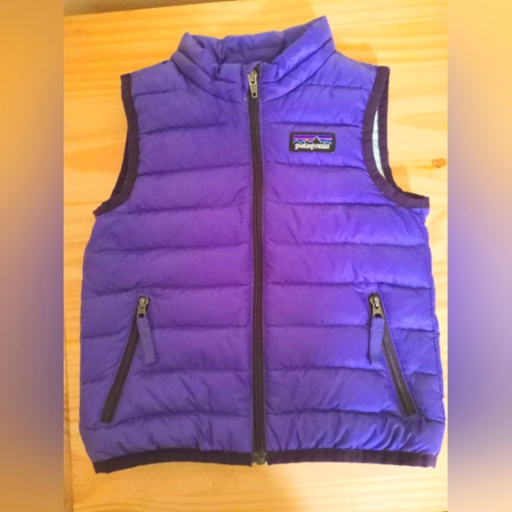 Patagonia sweater 18m